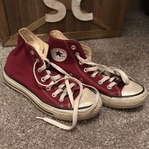 Maroon hightop Converse